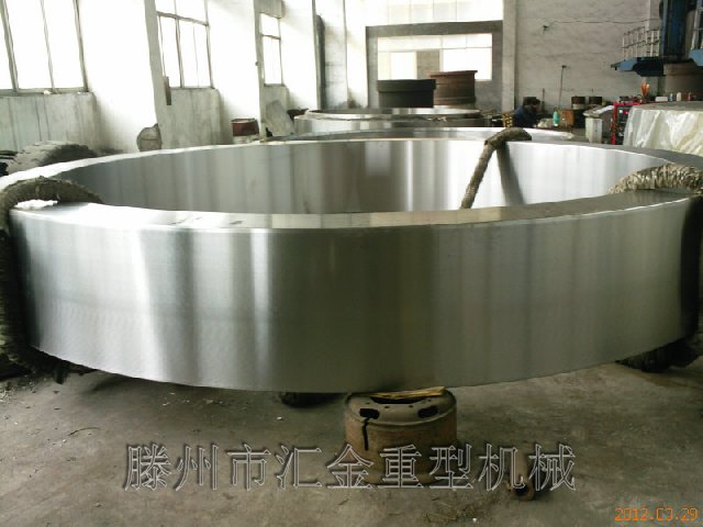 如何應(yīng)對(duì)大型鑄鋼件變形(圖1)